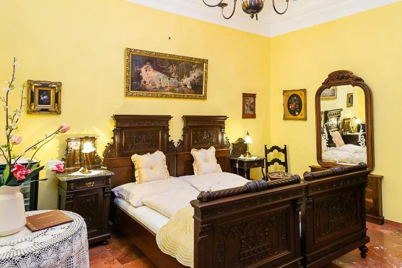 Boutique Hotel Ur-Wachau Weissenkirchen in der Wachau Bagian luar foto