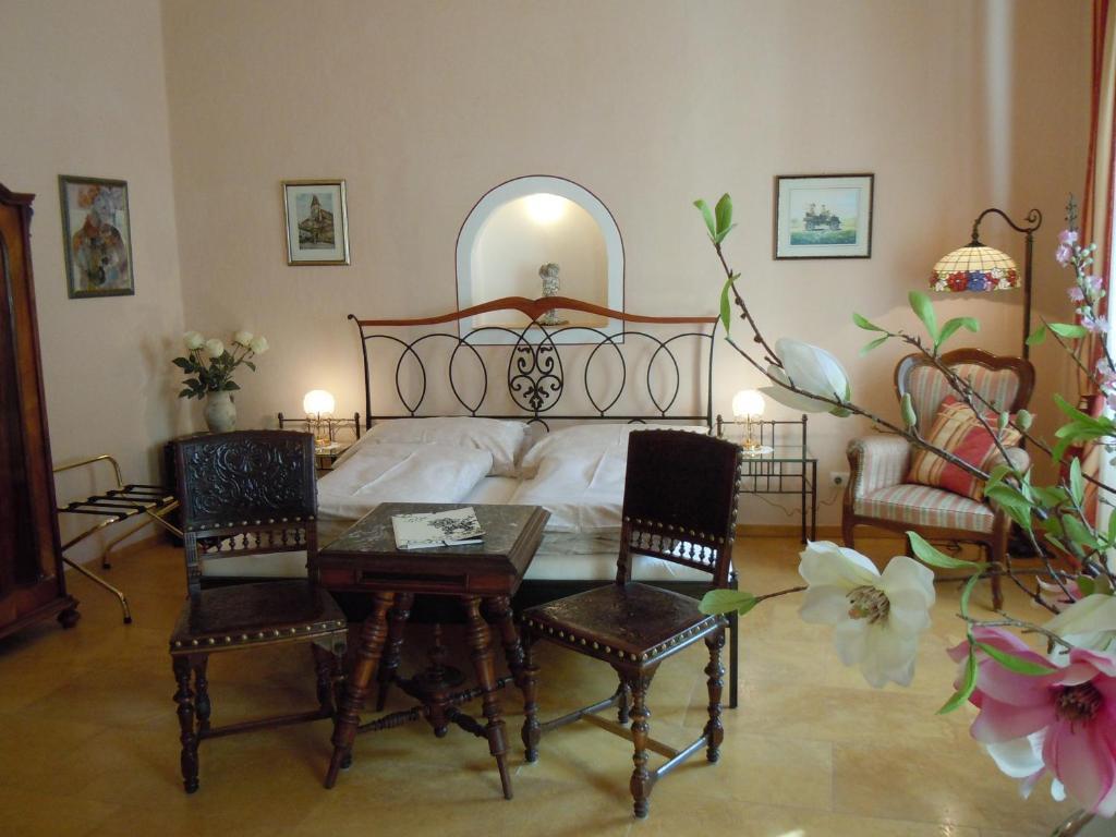 Boutique Hotel Ur-Wachau Weissenkirchen in der Wachau Ruang foto