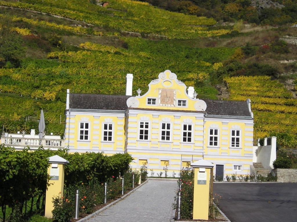 Boutique Hotel Ur-Wachau Weissenkirchen in der Wachau Bagian luar foto