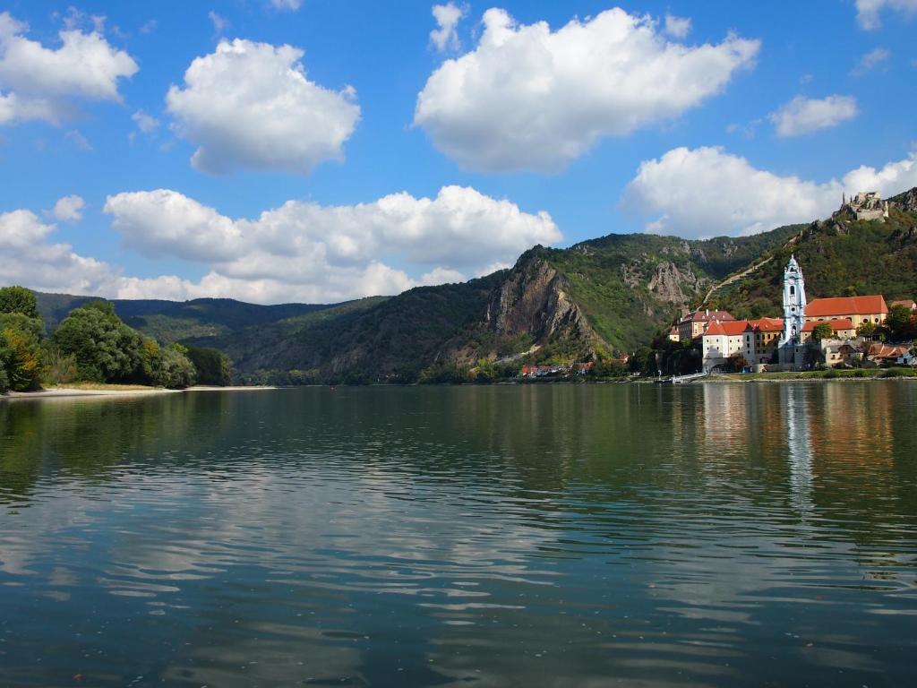 Boutique Hotel Ur-Wachau Weissenkirchen in der Wachau Bagian luar foto