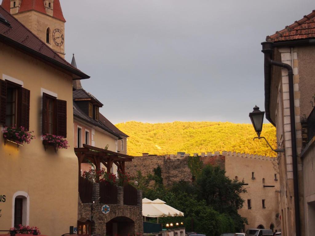 Boutique Hotel Ur-Wachau Weissenkirchen in der Wachau Bagian luar foto